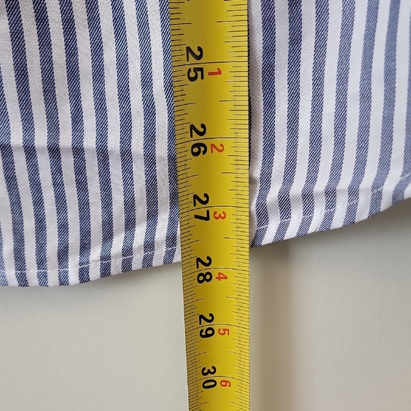 Striped Button-Up Shirt with Bird Embroidery - Picture 9 of 10